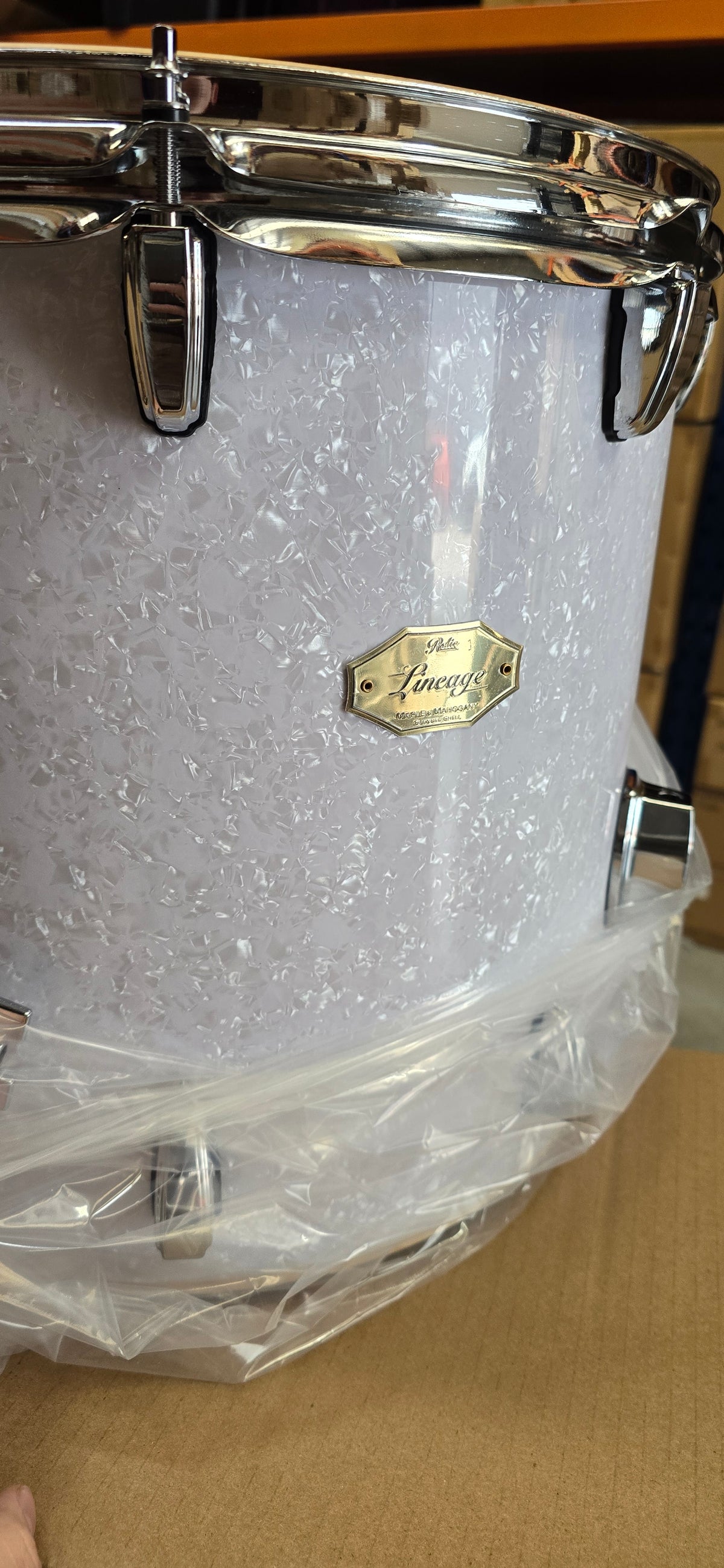 ONE ONLY Relic 24'' 13'' 16'' Lineage Drum Kit - White Pearl B*STOCK
